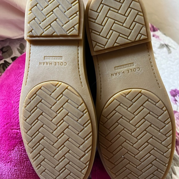 Boots - Picture 3 of 9